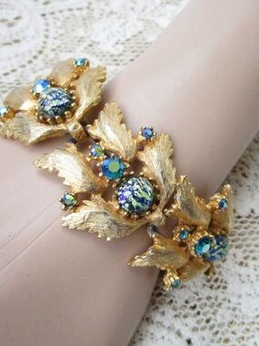 vintage 1960s Judy-Lee bracelet, gold-tone leaves with glass stones